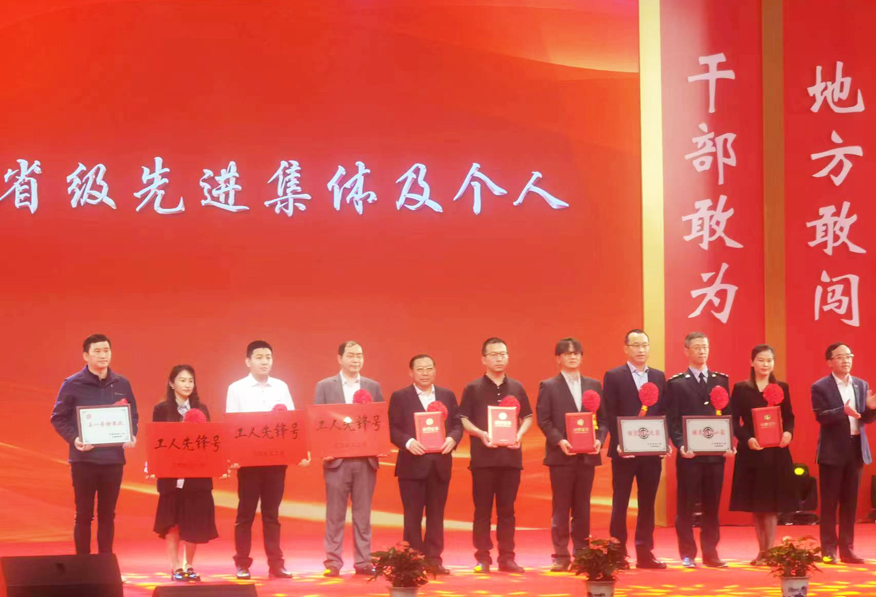 宝马bm1122线路顶级(中国游)有限公司官网